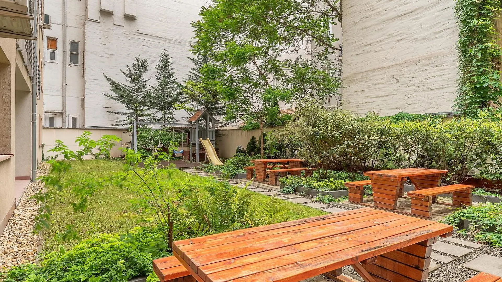 Two-Bedrooms Apartment Cbd Bp Budapest 0*,  Hungary